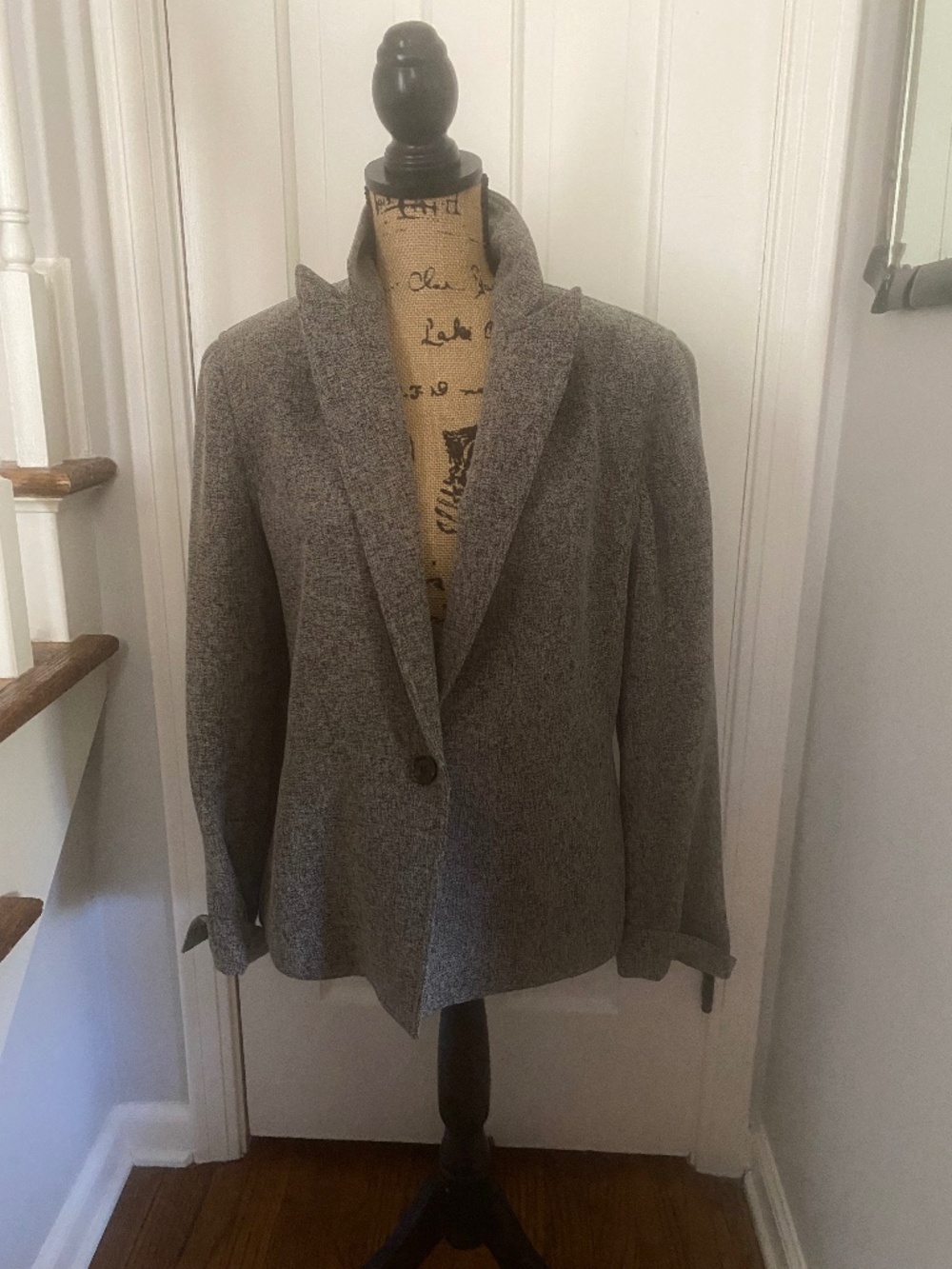 Gray Suit Jacket, Blazer by Jones NY. Poly Heather Gray Tweed. Size 10.